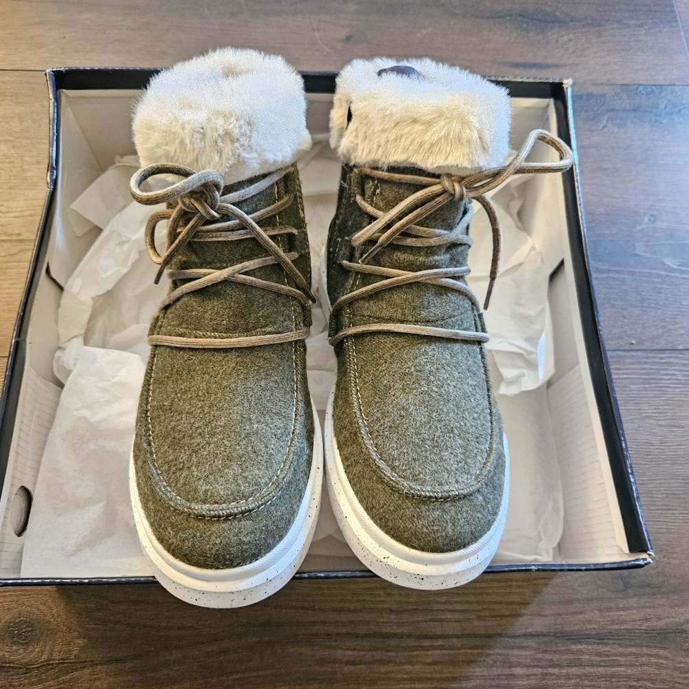 Romika Olive Green Faux Fur Waterproof Cozy Sneaker Boots Après Ski EU 37 NWT